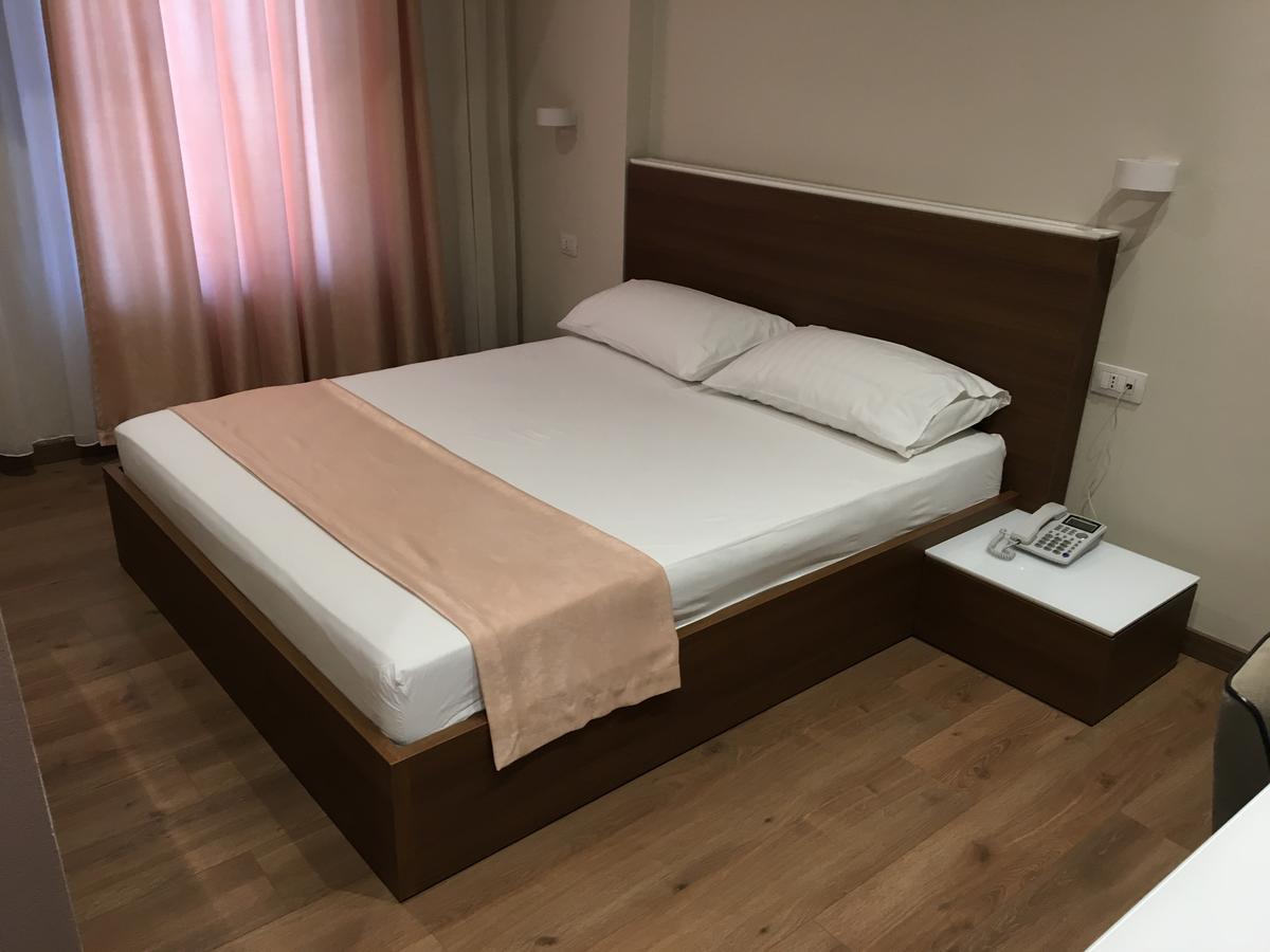 Soleo Hotel 티라나 외부 사진